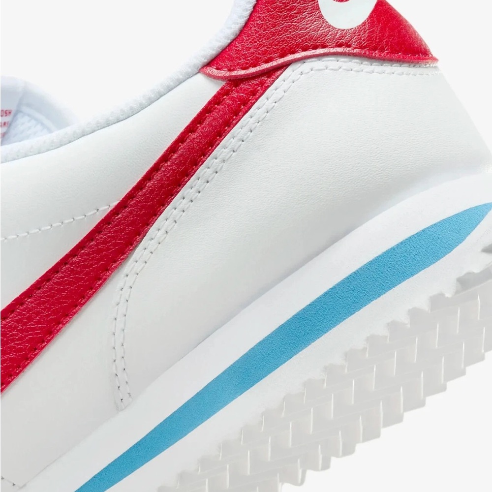 Women Sizes 11.5/12 Nike Cortez Forrest Gump White Red Blue DN1791-108 Ships now - Picture 7 of 8